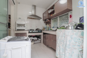 *****บ้านมือสองโซนนนทบุรี ม.มัณฑนา ปิ่นเกล้า-พระราม5 แบรนด์ดังจาก L&H สุดปัง ! บ้านหันทิศตะวันตกเฉียงใต้ บรรยากาศเงียบเป็นส่วนตัว หน้าบ้านไม่ชนใคร บนเนื้อที่ 61 ตร.ว. ฟังก์ชัน 3 ห้องนอน 3 ห้องน้ำ 2 ที่จอดรถ แถมฟรี !!  แอร์ 5 เครื่อง และ เครื่องทำน้ำอุ่น 2 เครื่อง Facilities ครบครัน! บนทำเลเดินทางสะดวก หน้าโครงการติดถนนนครอินทร์ ใกล้วงเวียนพระราม5 และจุดขึ้นทางด่วน "ศรีรัช"